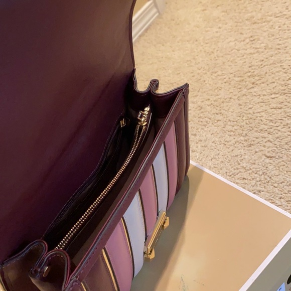 Bag - Picture 9 of 10